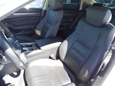 Used 2021 Honda Accord Sport Special Edition image 8
