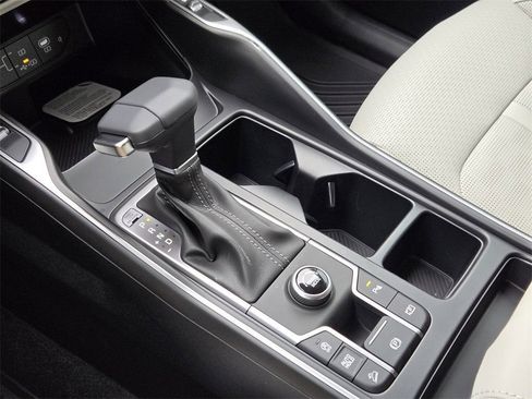 New 2026 Kia Sorento S FWD image 17