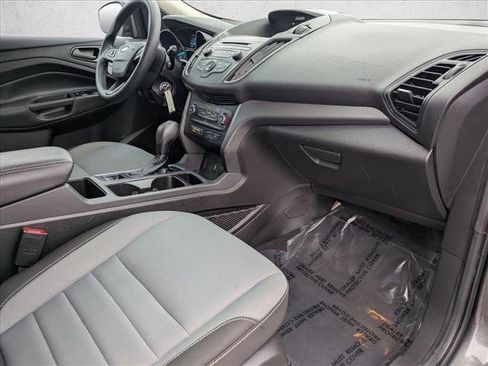 Used 2017 Ford Escape S image 18