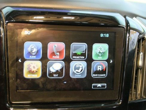 Used 2019 Chevrolet Traverse RS image 25