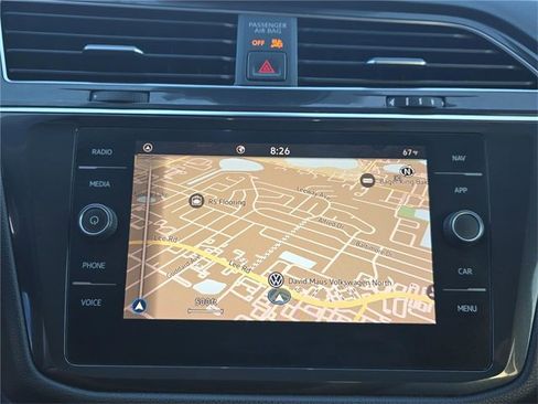 Used 2021 Volkswagen Tiguan SEL image 16