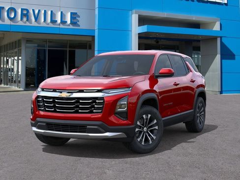 New 2027 Chevrolet Equinox LT FWD image 6