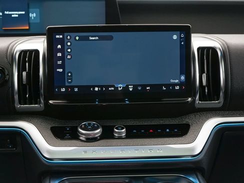 Certified 2025 Ford Expedition Tremor AWD/4WD image 23