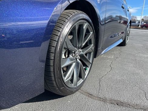 Used 2025 Toyota Corolla SE image 10