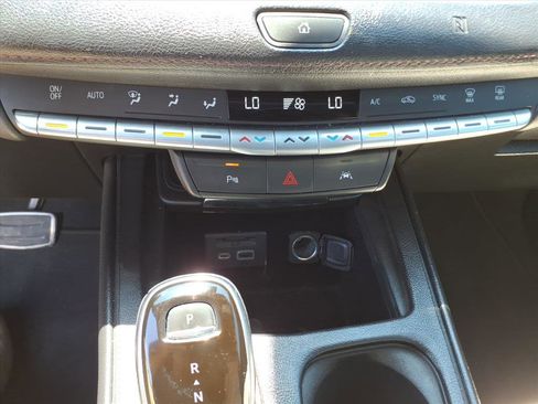 Used 2020 Cadillac XT4 Sport w/ Driver Awareness Package AWD/4WD image 23