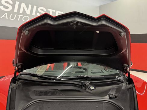 Used 2022 Chevrolet Corvette Stingray 2dr Convertible w/ Z51 Performance Package image 11