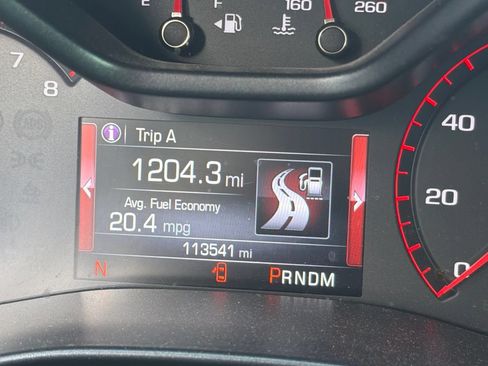 Used 2015 GMC Canyon SLT w/ Driver Alert Package RWD image 10