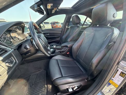 Used 2018 BMW 330i Sedan RWD image 13