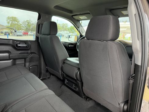 Used 2021 Chevrolet Silverado 1500 Custom image 17