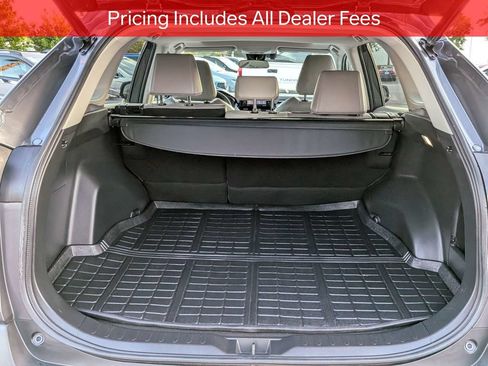 Used 2022 Toyota RAV4 XLE Premium FWD image 14