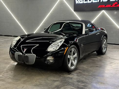 Used 2006 Pontiac Solstice Convertible w/ Premium Package RWD image 11