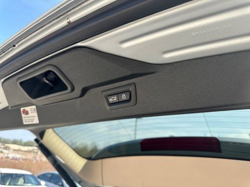 Used 2015 BMW X5 xDrive50i image 12