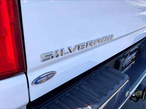 Used 2020 Chevrolet Silverado 2500 LTZ w/ LTZ Premium Package image 8