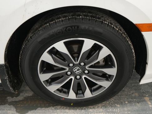 Used 2022 Honda Odyssey EX-L image 9