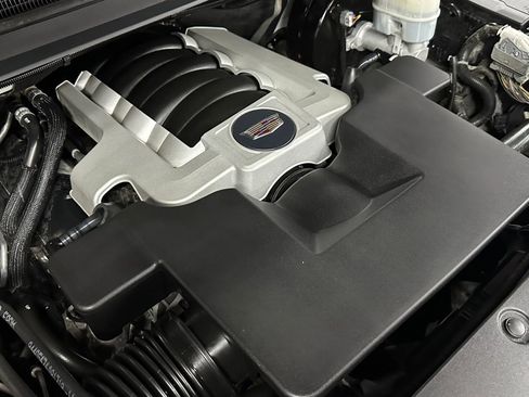 Used 2019 Cadillac Escalade Premium Luxury image 63