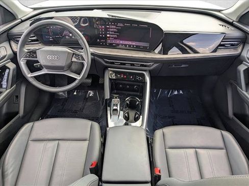 Certified 2025 Audi Q5 Premium w/ Convenience Package AWD/4WD image 16