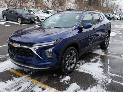 Used 2024 Chevrolet Trax LT w/ Driver Confidence Package
