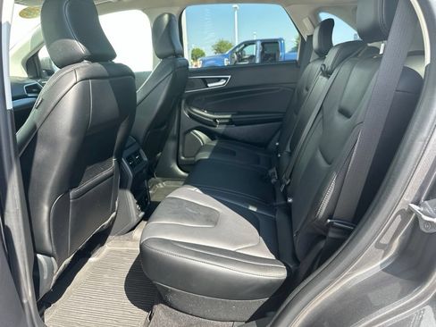 Certified 2022 Ford Edge Titanium w/ Equipment Group 301A AWD/4WD image 18