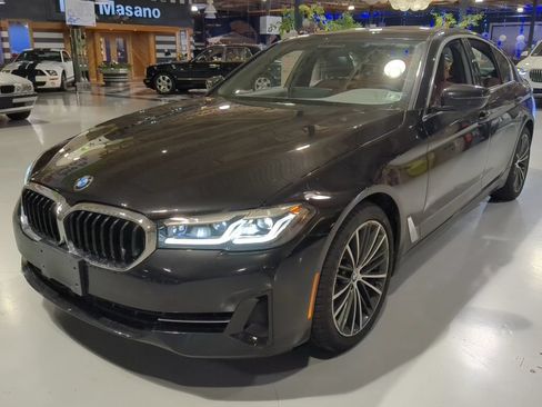 Used 2023 BMW 540i xDrive AWD/4WD image 1