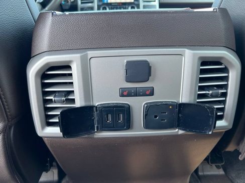 Used 2018 Ford F150 King Ranch w/ Equipment Group 601A Luxury AWD/4WD image 30