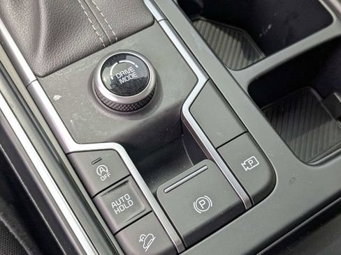 Used 2026 Kia Sorento LX FWD image 25