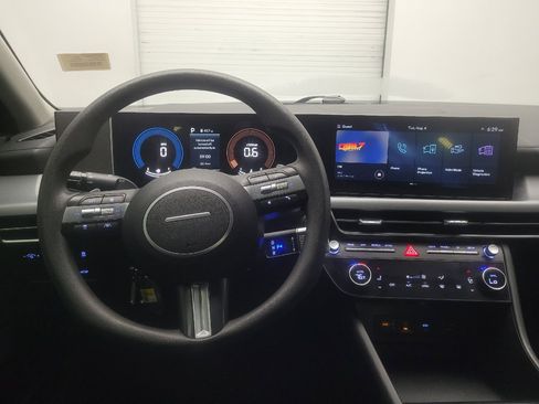 Used 2024 Hyundai Sonata SEL FWD image 22