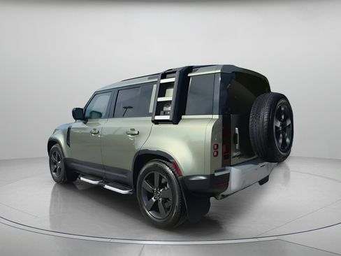 Used 2020 Land Rover Defender 110 HSE image 21