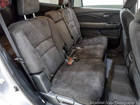 Used 2022 Honda Pilot Sport image 29