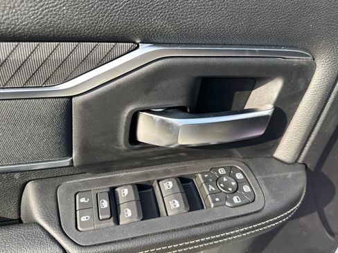New 2026 RAM 3500 Big Horn AWD/4WD image 11