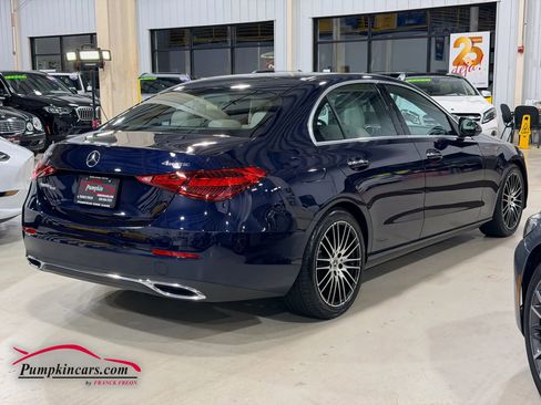 Used 2022 Mercedes-Benz C 300 4MATIC Sedan image 3