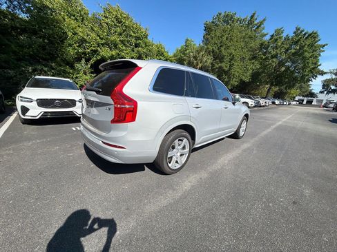 Used 2023 Volvo XC90 B5 Core w/ Protection Package Premier AWD/4WD image 17