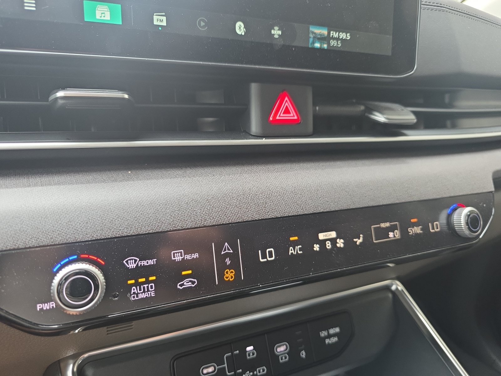 Certified 2026 Kia Carnival EX FWD image 16