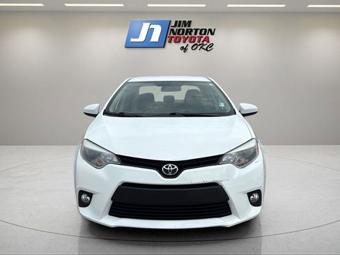 Used 2014 Toyota Corolla LE image 2