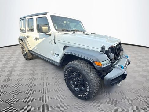 Used 2023 Jeep Wrangler Unlimited AWD/4WD image 2