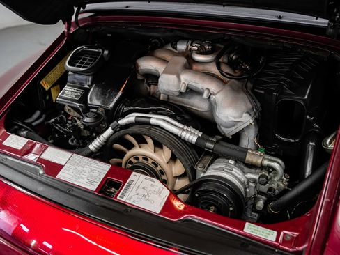 Used 1997 Porsche 911 Carrera RWD image 46