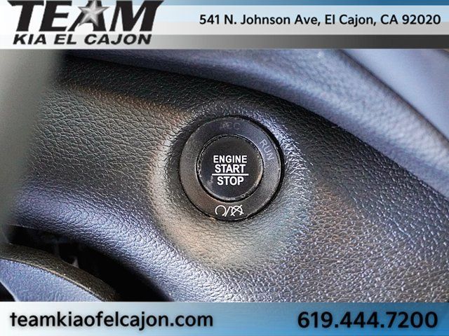 Used 2019 Jeep Cherokee Latitude Plus FWD image 32