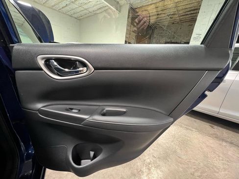 Used 2016 Nissan Sentra SL image 25