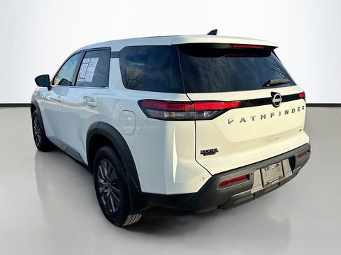 Used 2023 Nissan Pathfinder S image 5