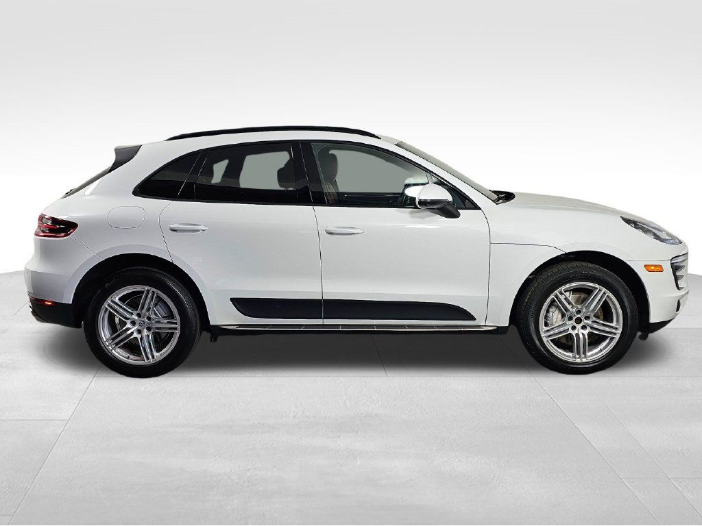 Used 2018 Porsche Macan S AWD/4WD image 8