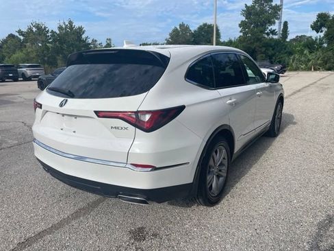 Used 2023 Acura MDX FWD image 2