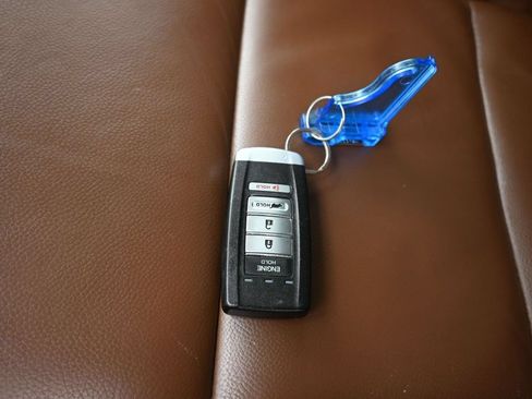 Used 2018 Acura MDX w/ Technology Package AWD/4WD image 67