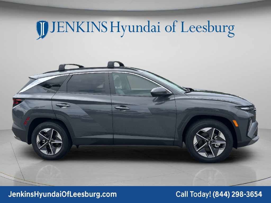 Used 2025 Hyundai Tucson SEL FWD image 3