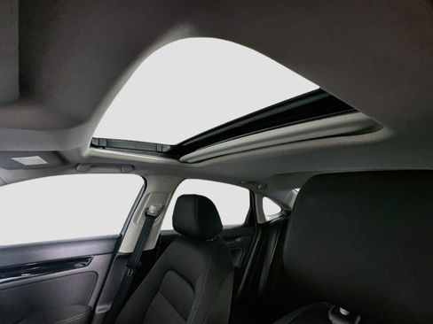 Used 2024 Honda Civic EX image 25