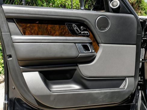Used 2019 Land Rover Range Rover Supercharged image 49