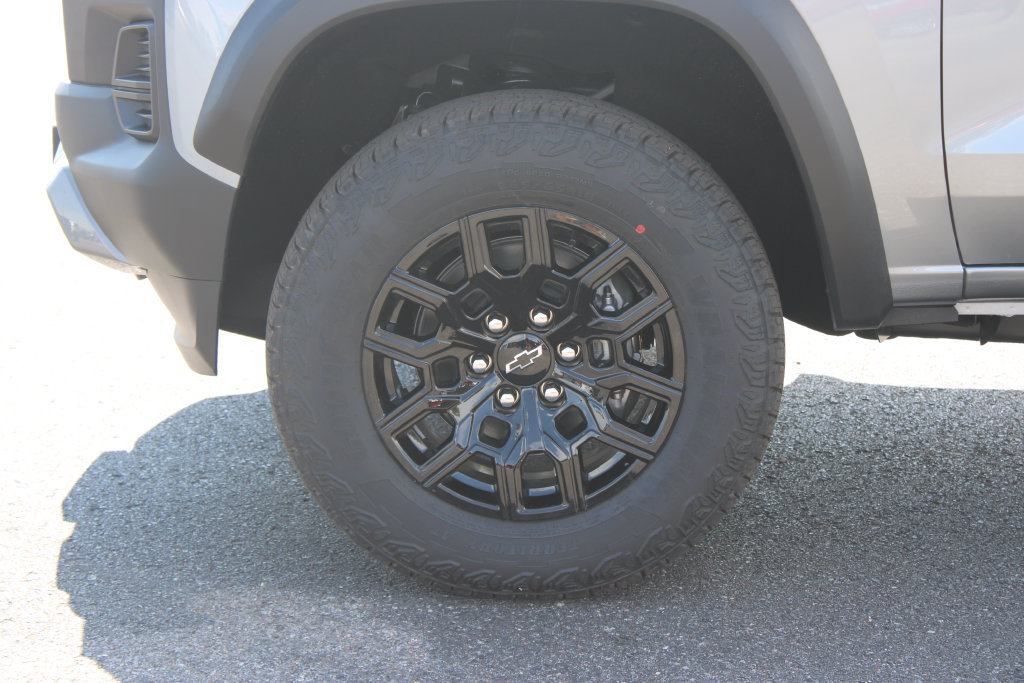 New 2026 Chevrolet Colorado Trail Boss AWD/4WD image 16