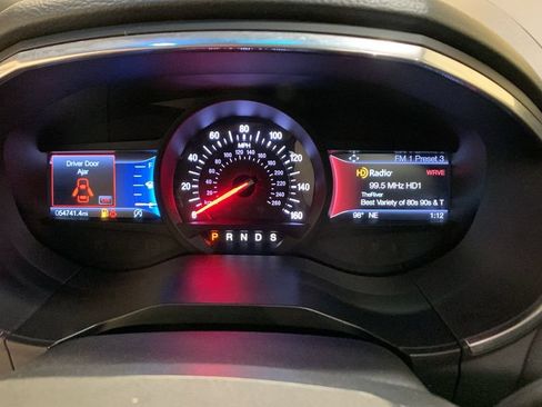 Certified 2019 Ford Edge ST w/ Convenience Package AWD/4WD image 40