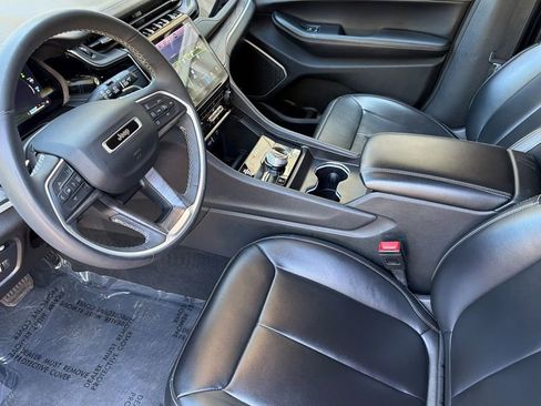 Used 2024 Jeep Grand Cherokee Limited 4xe AWD/4WD image 7