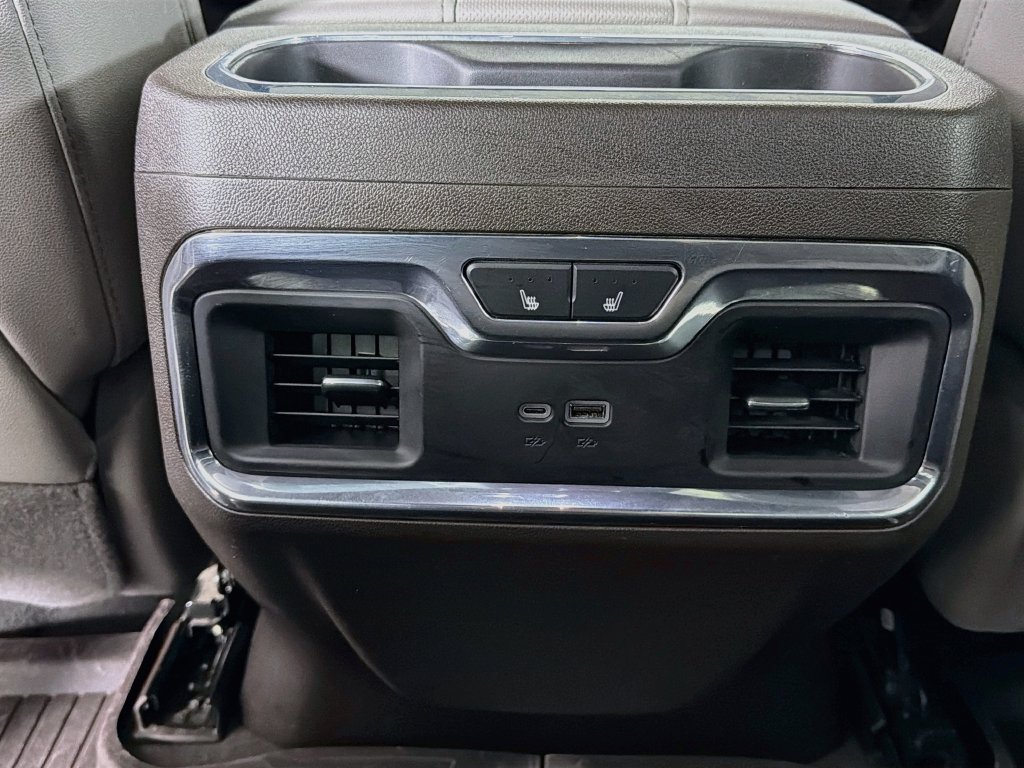 Used 2024 Chevrolet Silverado 3500 LTZ w/ LTZ Convenience Package AWD/4WD image 23