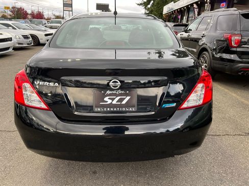 Used 2014 Nissan Versa S image 3