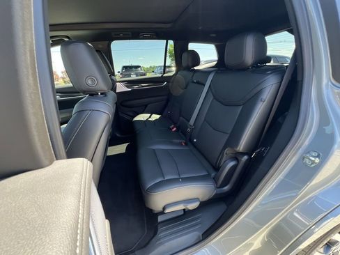 Used 2024 Cadillac XT6 Sport AWD/4WD image 23